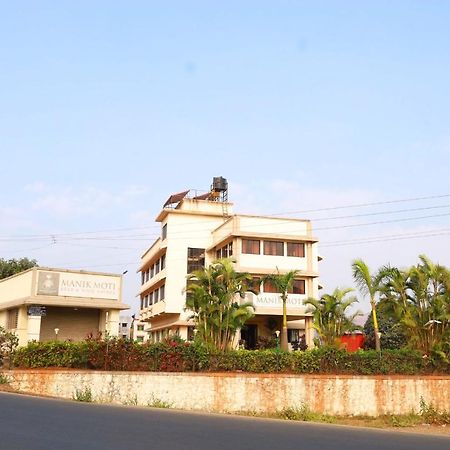 לונבלה Hotel Manik Moti מראה חיצוני תמונה